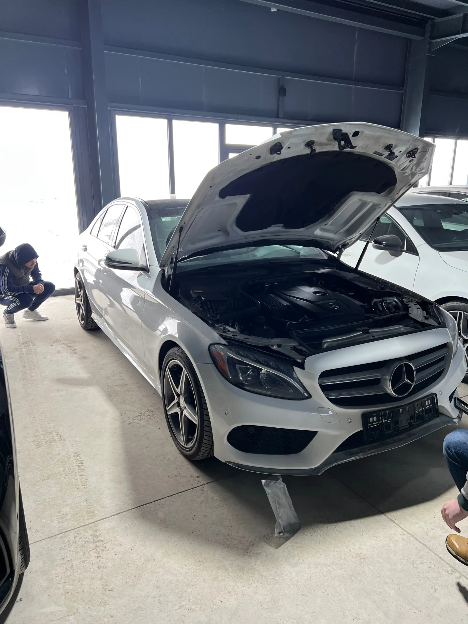 Mercedes-Benz C 300, снимка 6 - Автомобили и джипове - 54365915