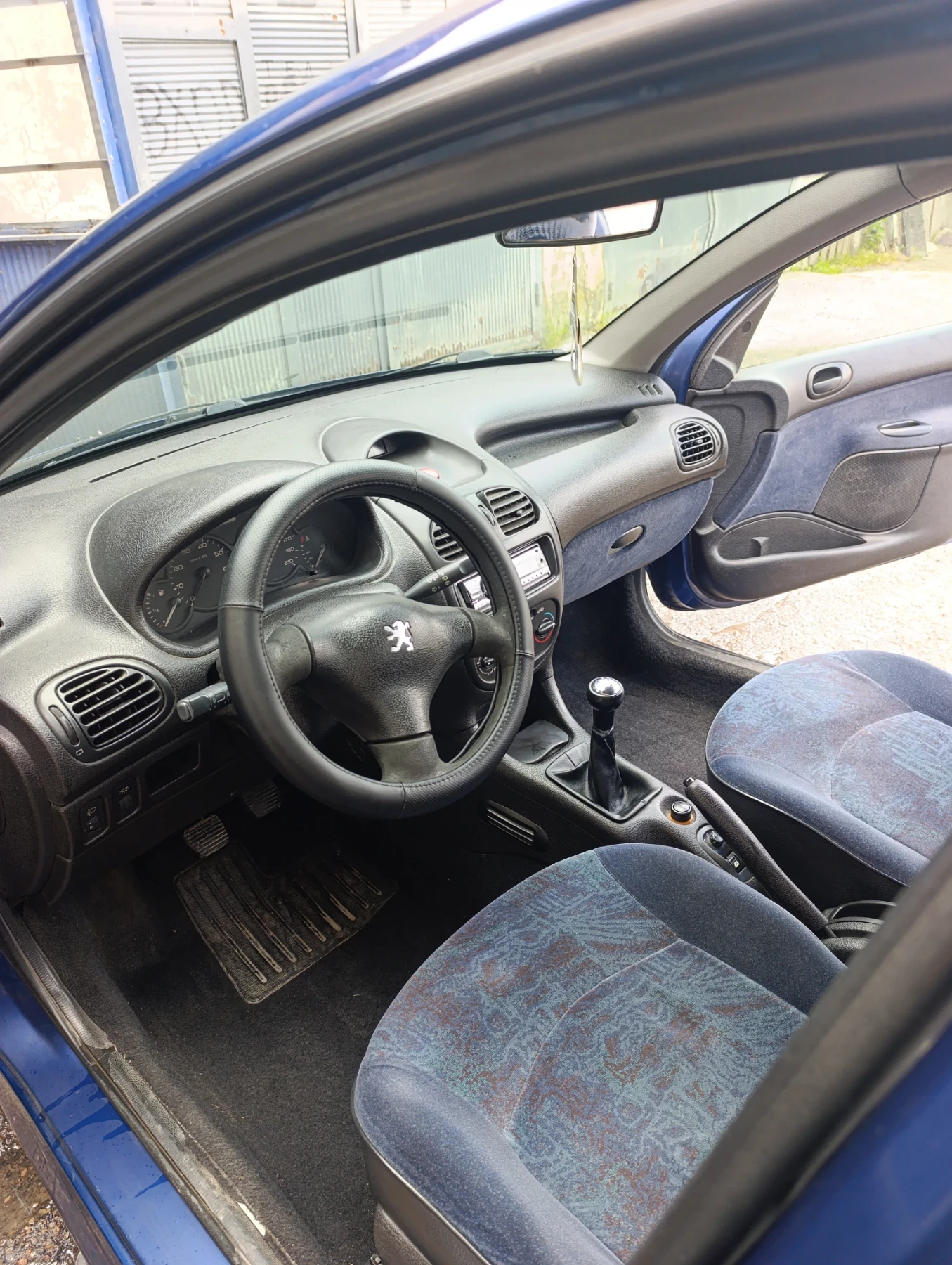Peugeot 206, снимка 7 - Автомобили и джипове - 54607107
