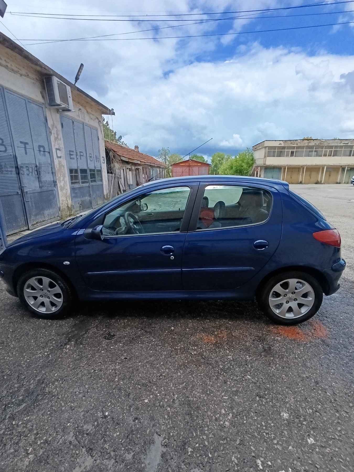 Peugeot 206, снимка 3 - Автомобили и джипове - 54607107