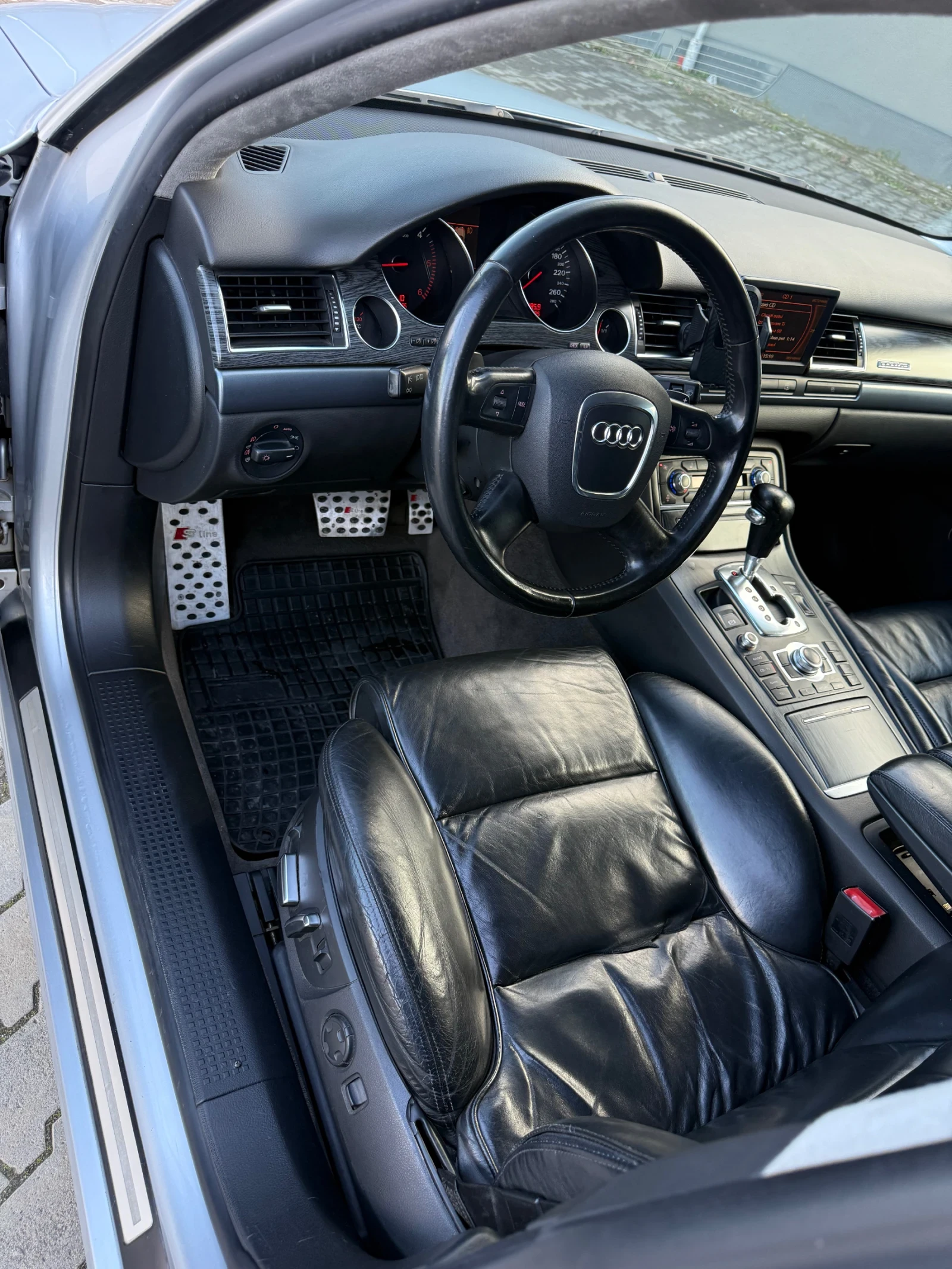 Audi A8 D3 Facelift 3.0d 233hp, снимка 13 - Автомобили и джипове - 54612322
