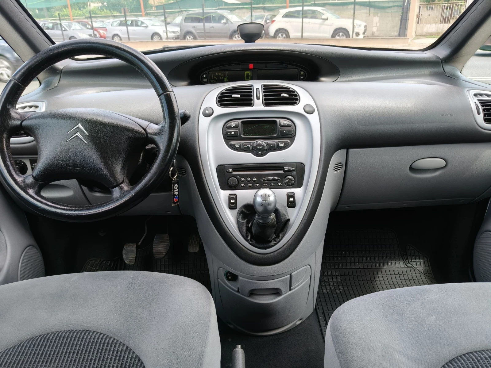 Citroen Xsara picasso 1.6i, снимка 13 - Автомобили и джипове - 55124861