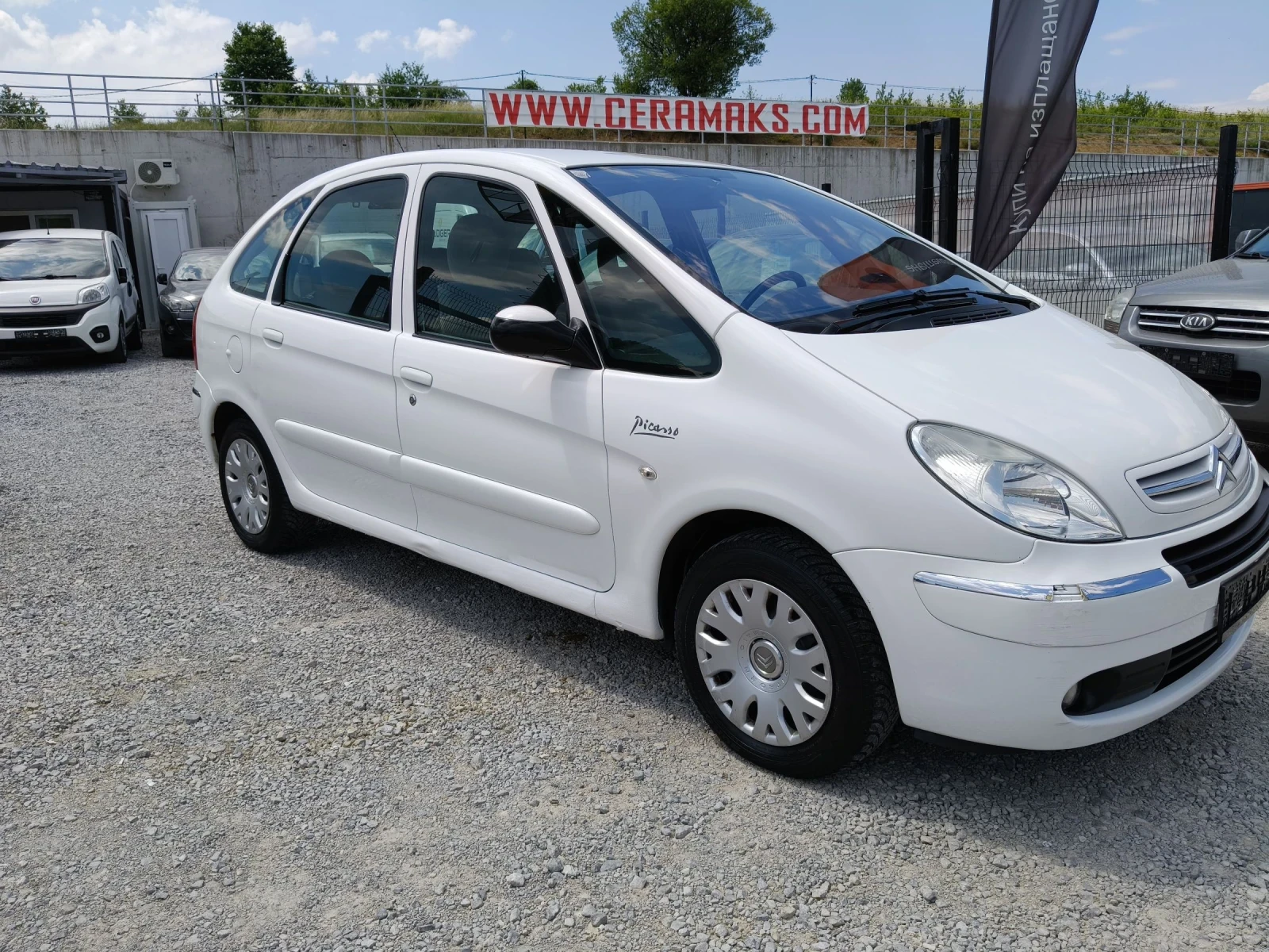 Citroen Xsara picasso 1.6i, снимка 2 - Автомобили и джипове - 55124861