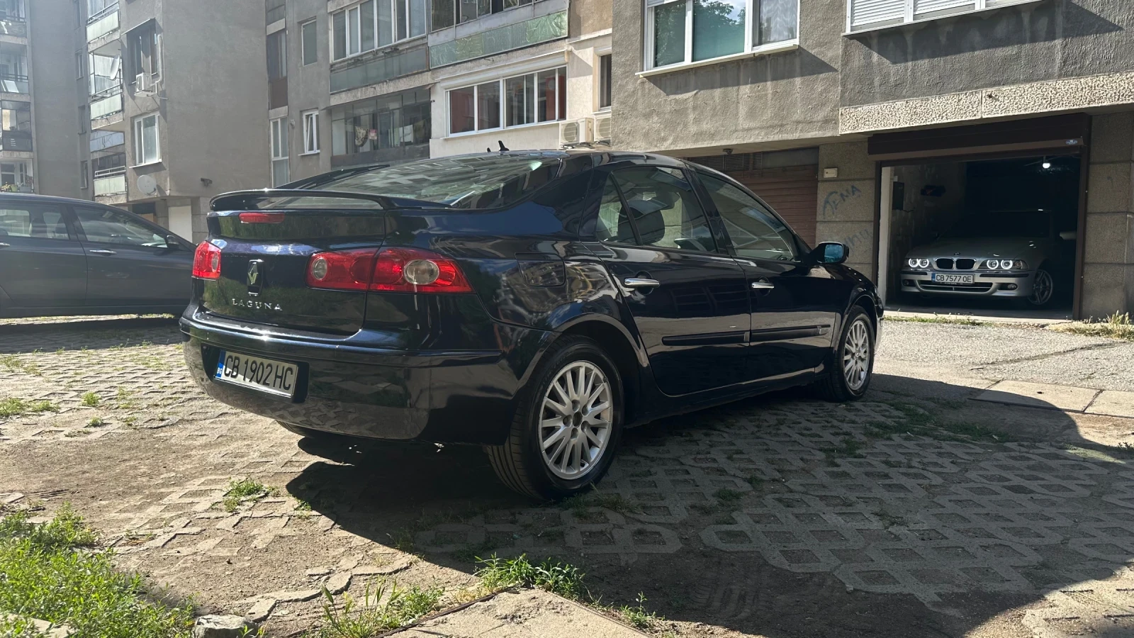 Renault Laguna 2.0 dci PRIVILEGE, снимка 5 - Автомобили и джипове - 55165011