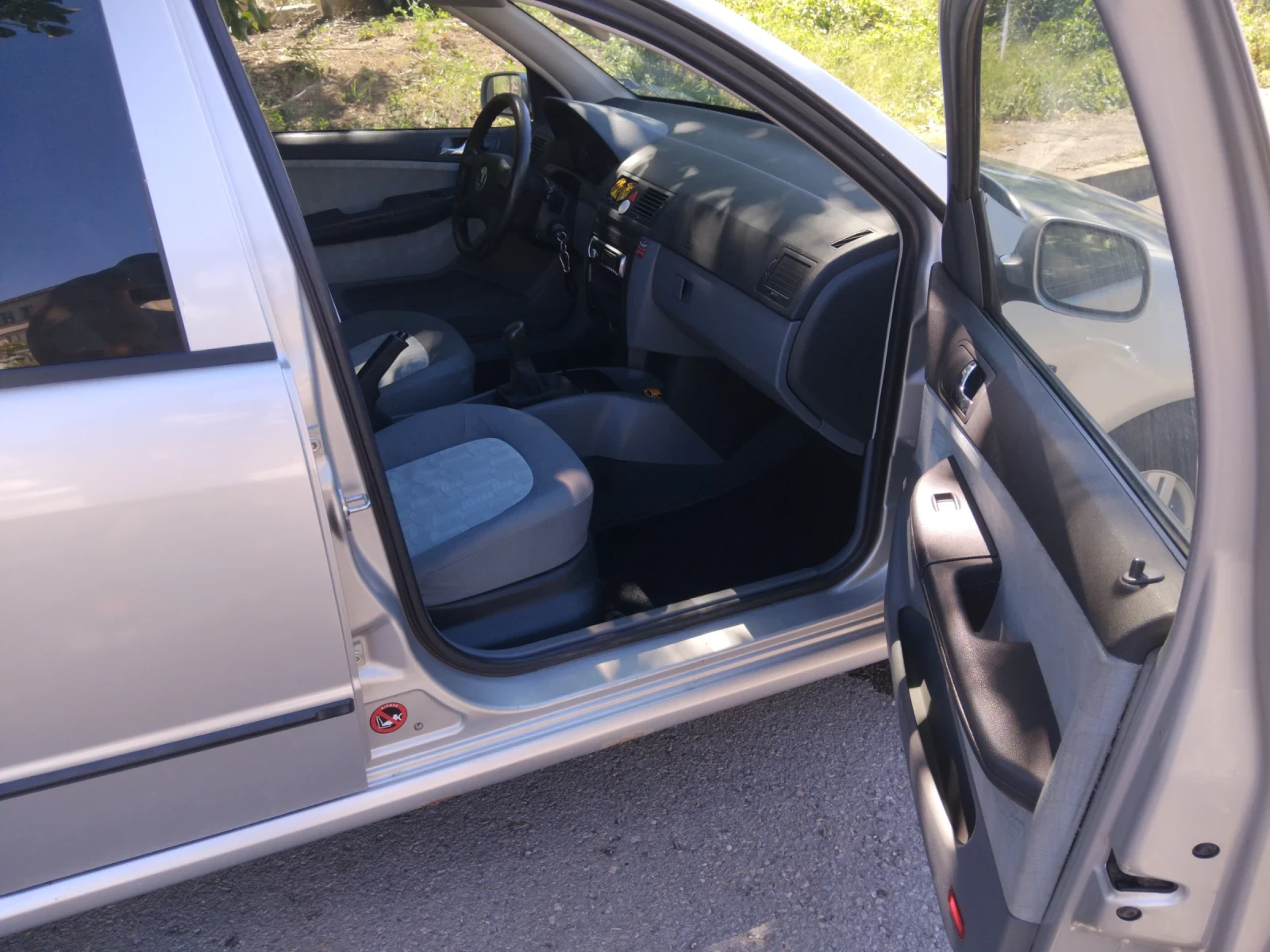 Skoda Fabia 1.9 SDI, снимка 17 - Автомобили и джипове - 55448744