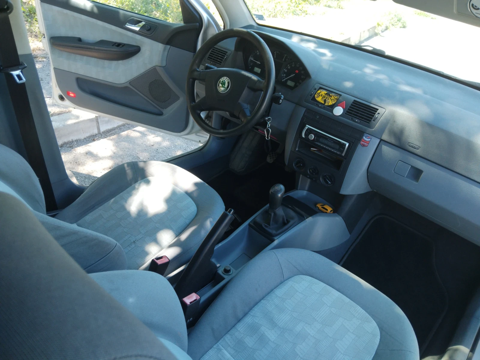 Skoda Fabia 1.9 SDI, снимка 15 - Автомобили и джипове - 55448744