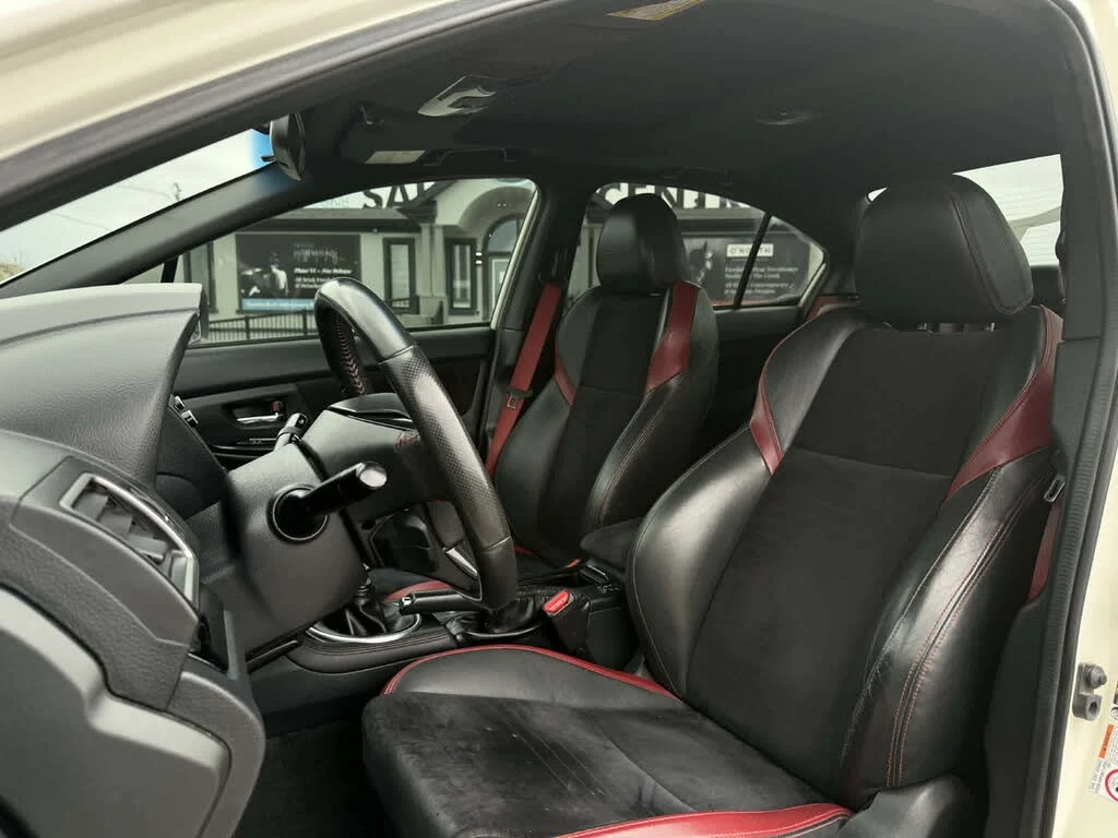 Subaru WRX * STI* Sport* AWD* Manual* KEYLESS* Camera* ПОДГРЕ, снимка 10 - Автомобили и джипове - 55462844