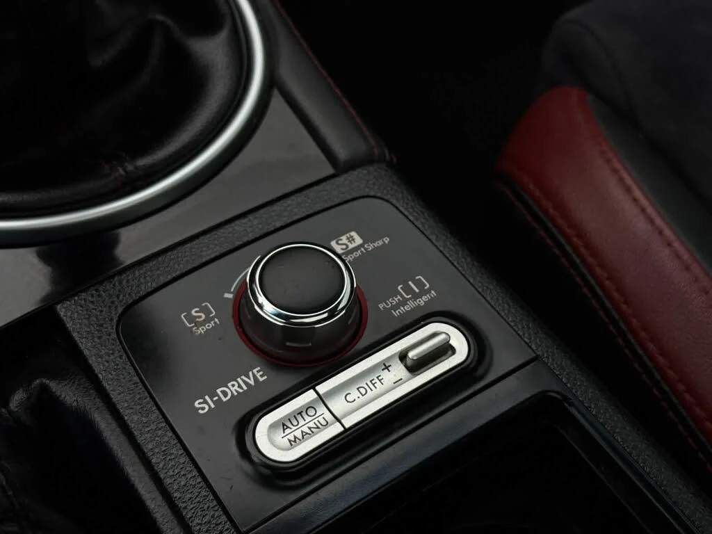 Subaru WRX * STI* Sport* AWD* Manual* KEYLESS* Camera* ПОДГРЕ, снимка 16 - Автомобили и джипове - 55462844