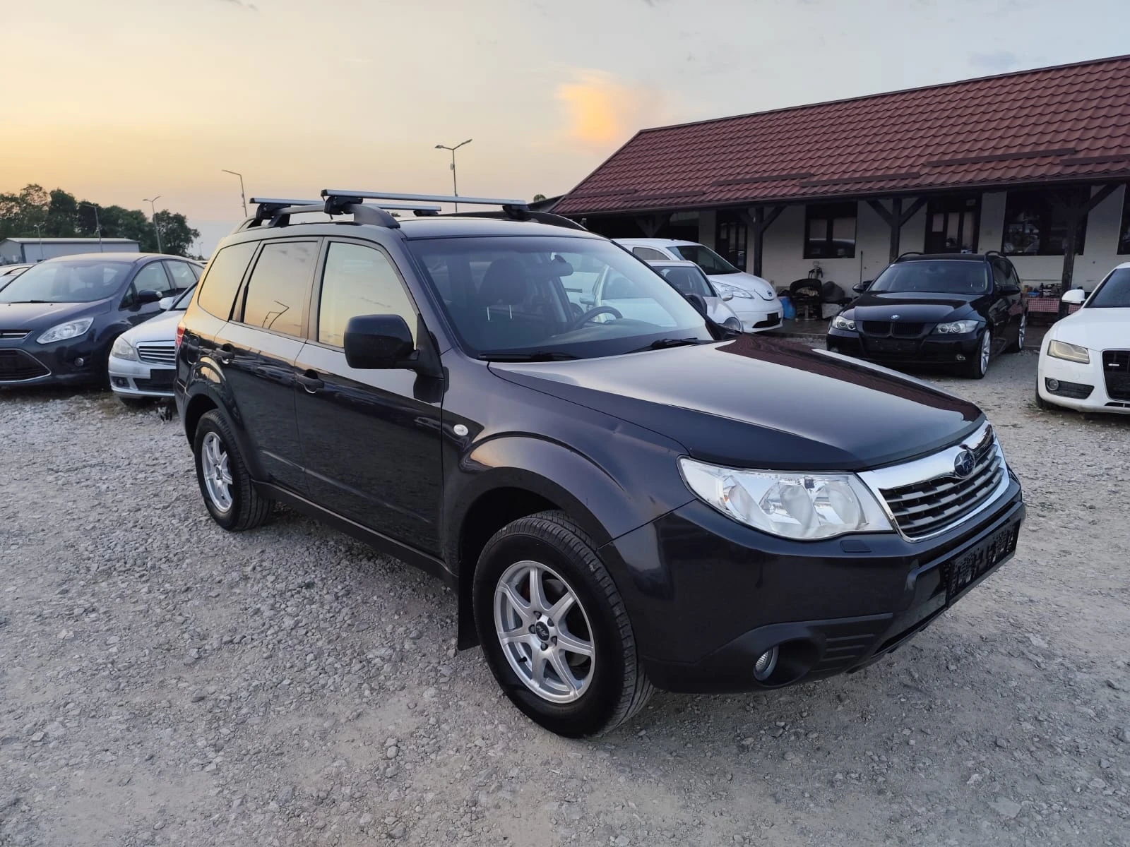 Subaru Forester 2.0 бензин, снимка 3 - Автомобили и джипове - 55596581