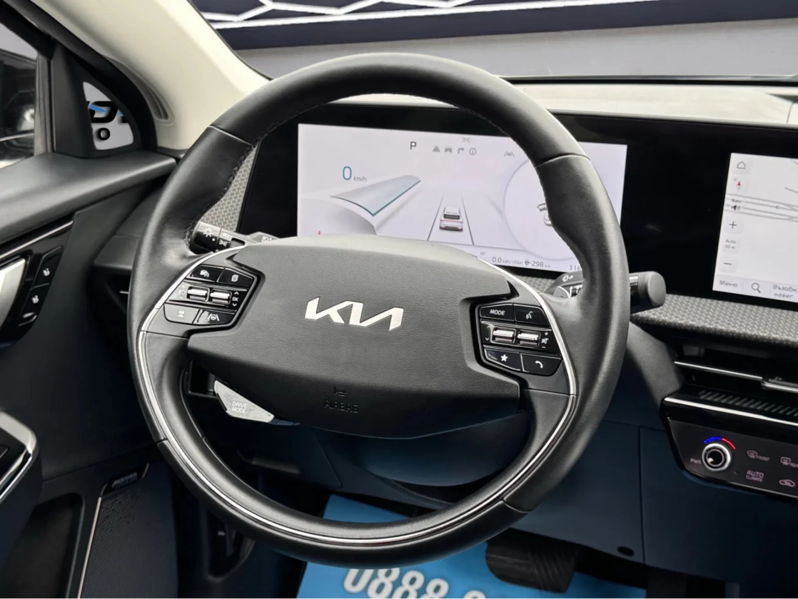 Kia EV6 77.4KWH ТЕРМО-ПОМПА ДИСТРОНИК ОБДУХВАНЕ MERIDIAN, снимка 13 - Автомобили и джипове - 55646388