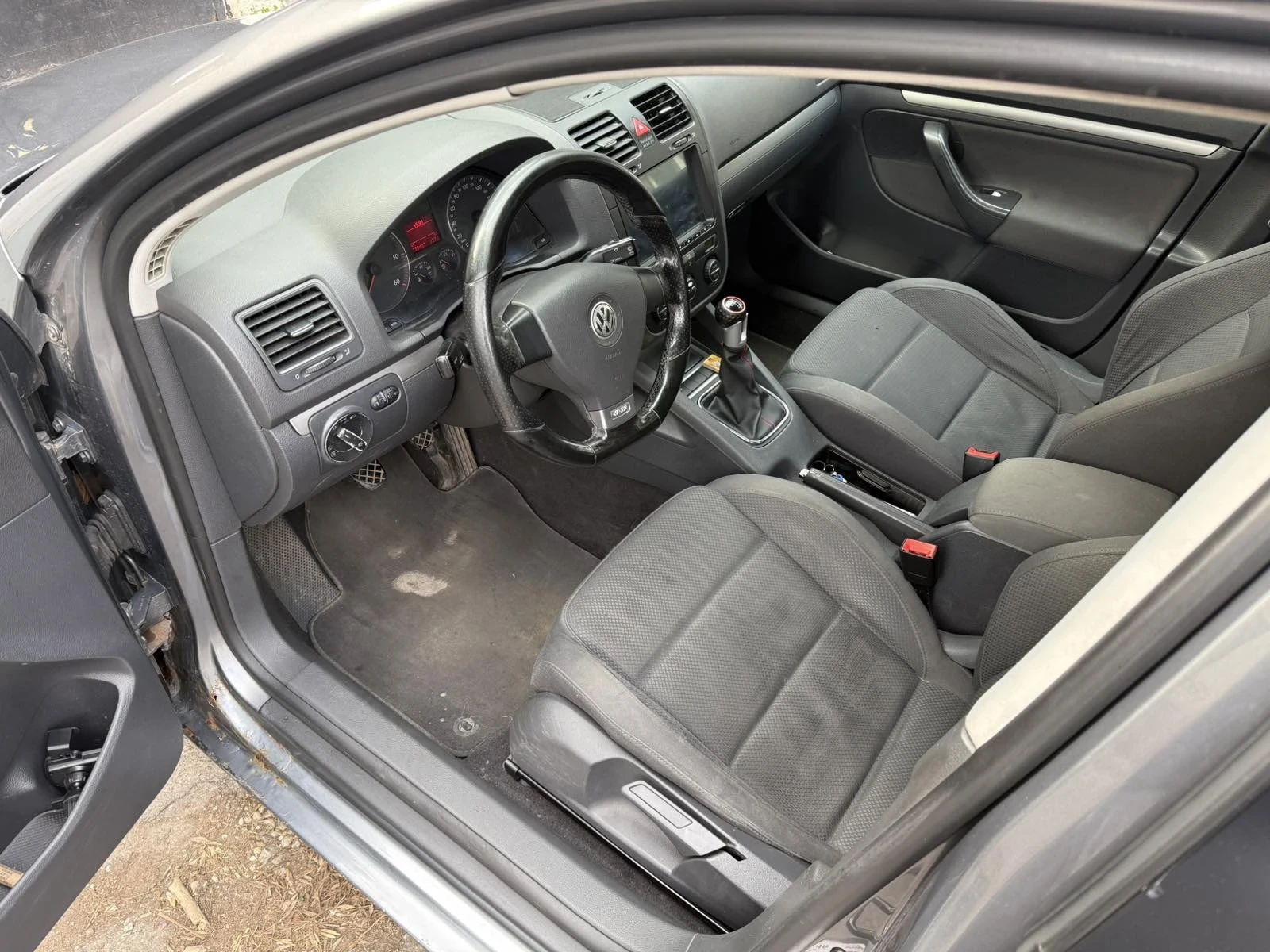 VW Golf, снимка 6 - Автомобили и джипове - 55777300