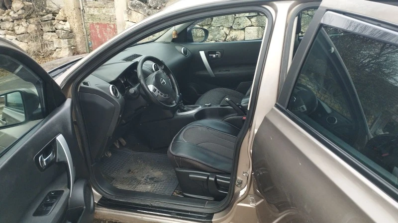 Nissan Qashqai, снимка 3 - Автомобили и джипове - 47457894