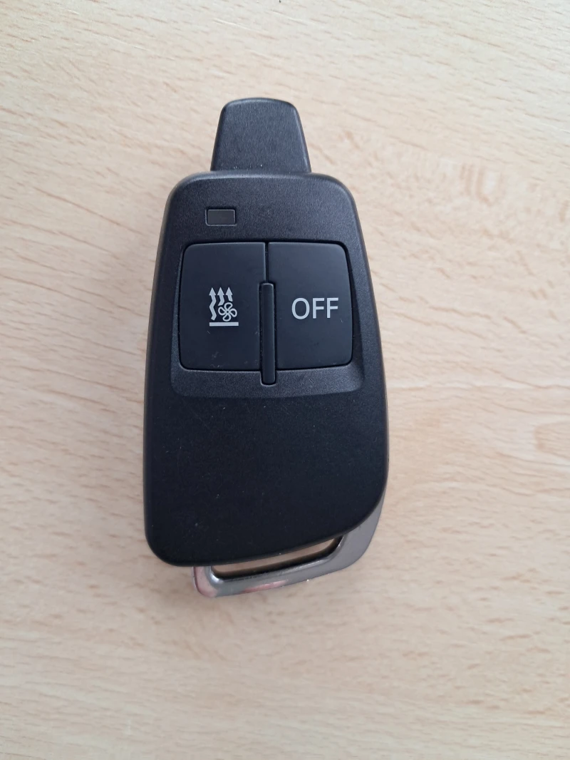 VW Touareg TDI 4Motion, снимка 14 - Автомобили и джипове - 52460189