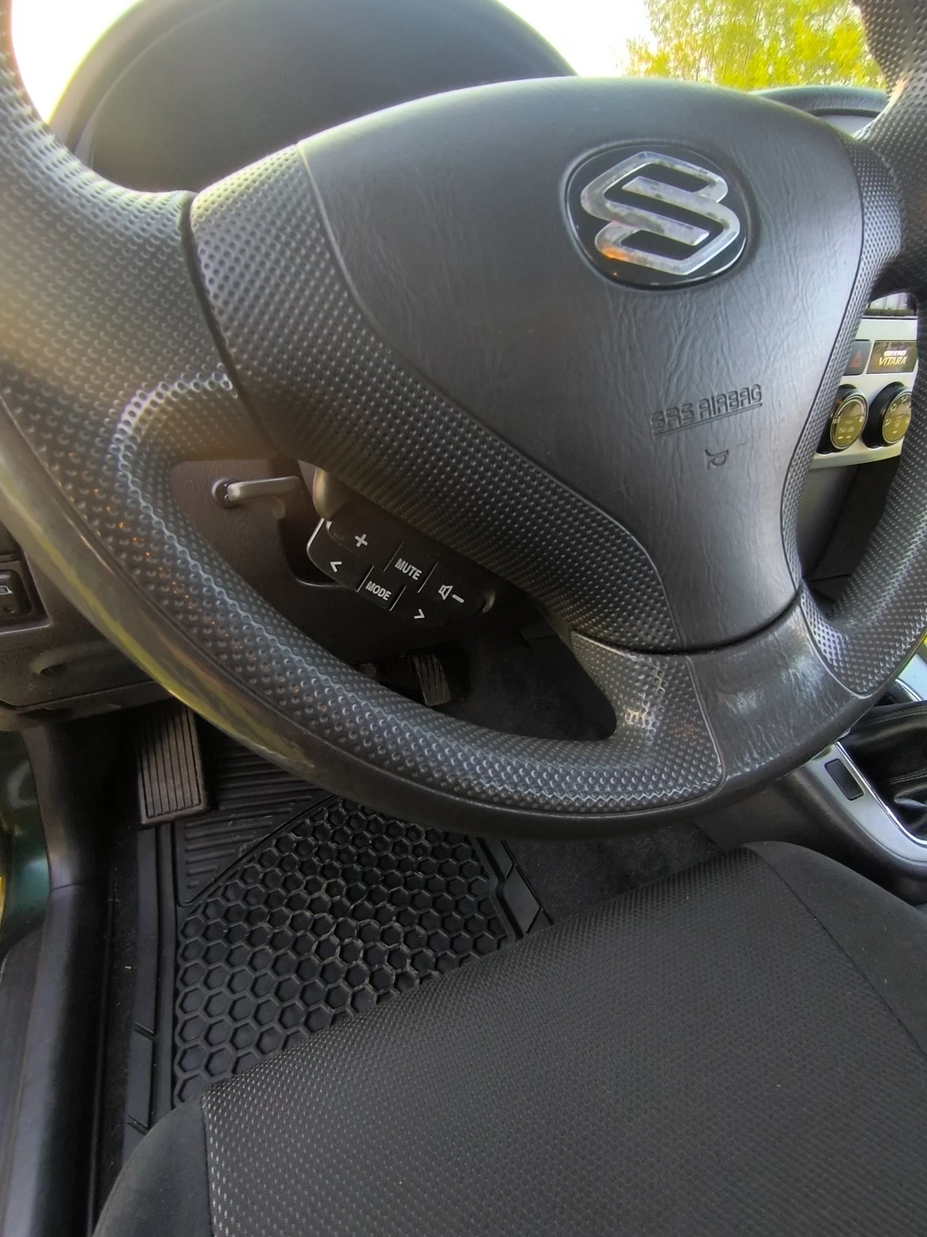 Suzuki Grand vitara 2.0HDI - изображение 6