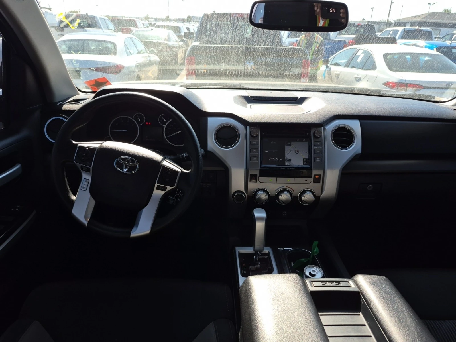 Toyota Tundra SR5 PLUS CREW * * CARFAX * * АВТО КРЕДИТ * *  - изображение 6