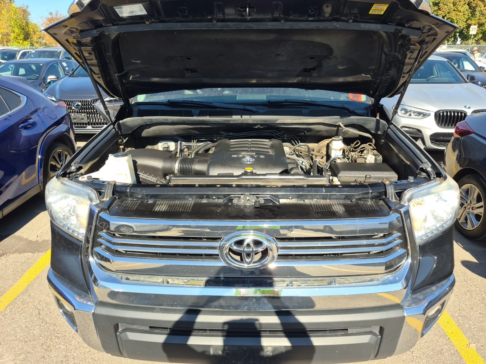 Toyota Tundra SR5 PLUS CREW * * CARFAX * * АВТО КРЕДИТ * *  - изображение 9