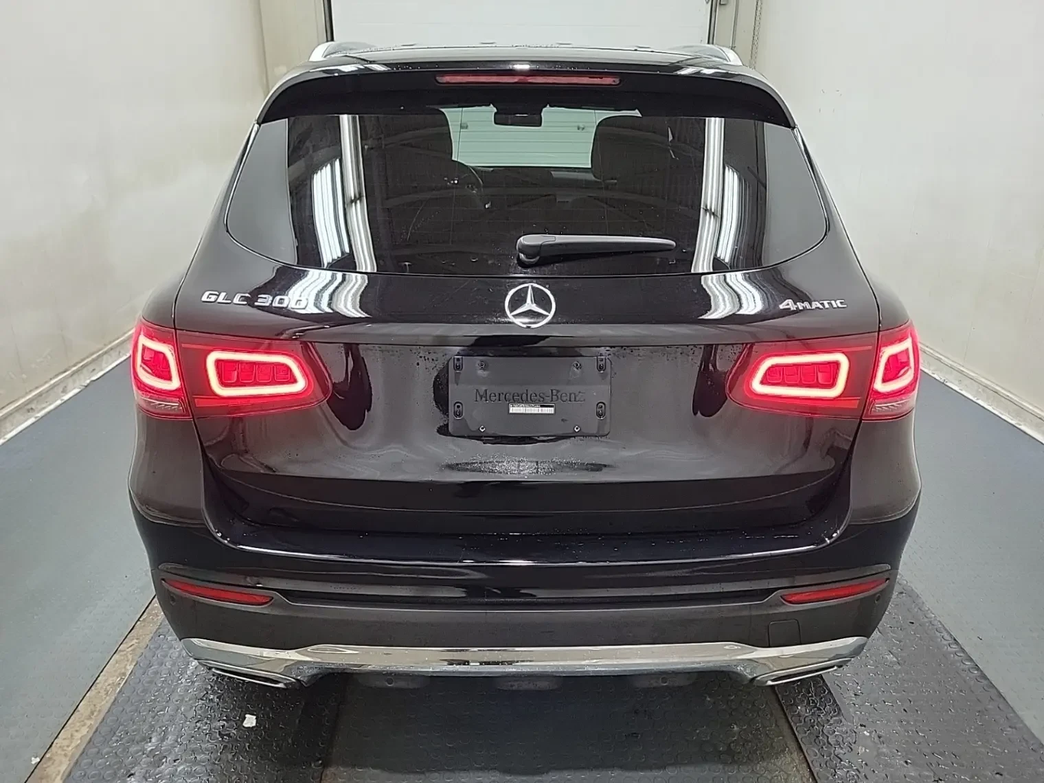 Mercedes-Benz GLC 300 * 4MATIC* PREMIUM PKG* NAV* PANOROOF*  | Mobile.bg � ����������� 4