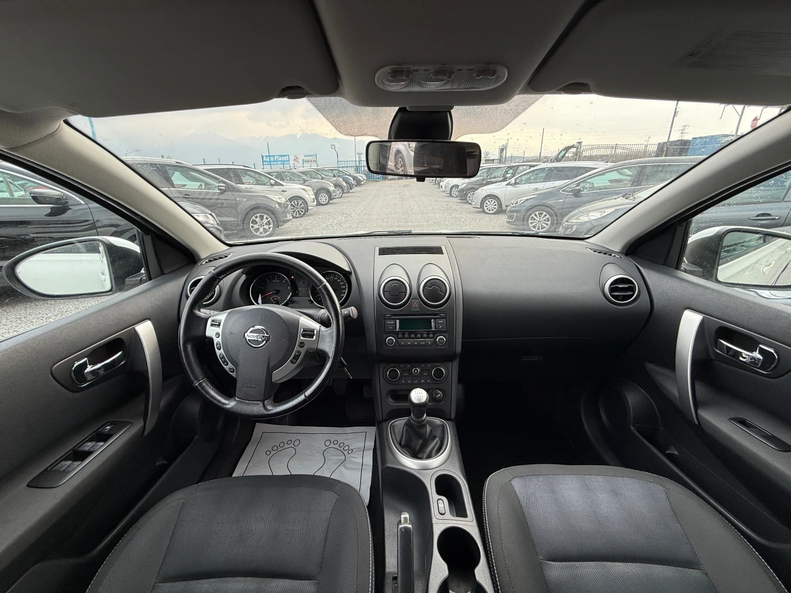 Nissan Qashqai 1.5d, снимка 9 - Автомобили и джипове - 53964932
