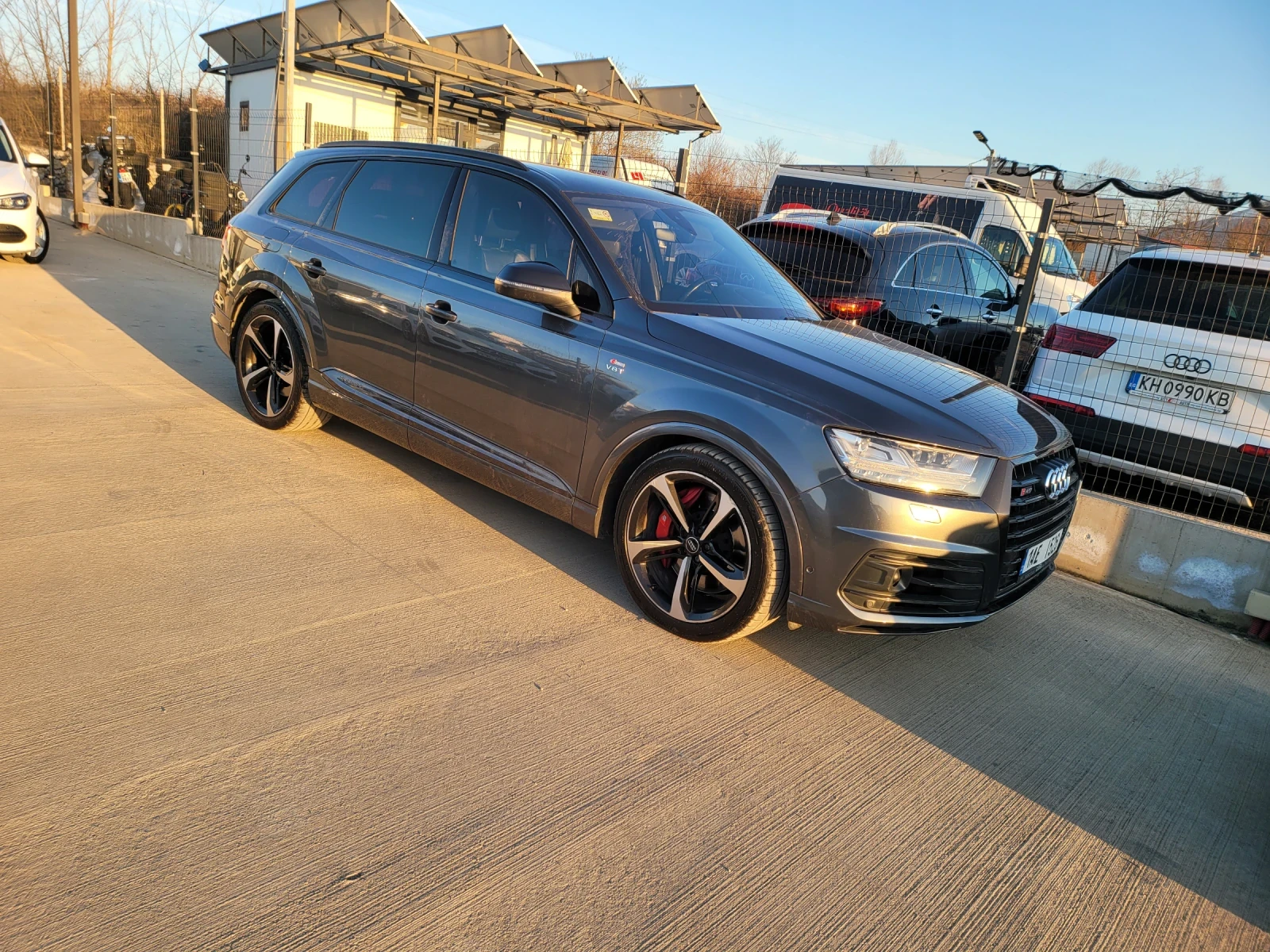 Audi SQ7 S-LINE/7МЕСТА/MATRIX/PANO/360CAM/BOSE/DISTR/LIZING