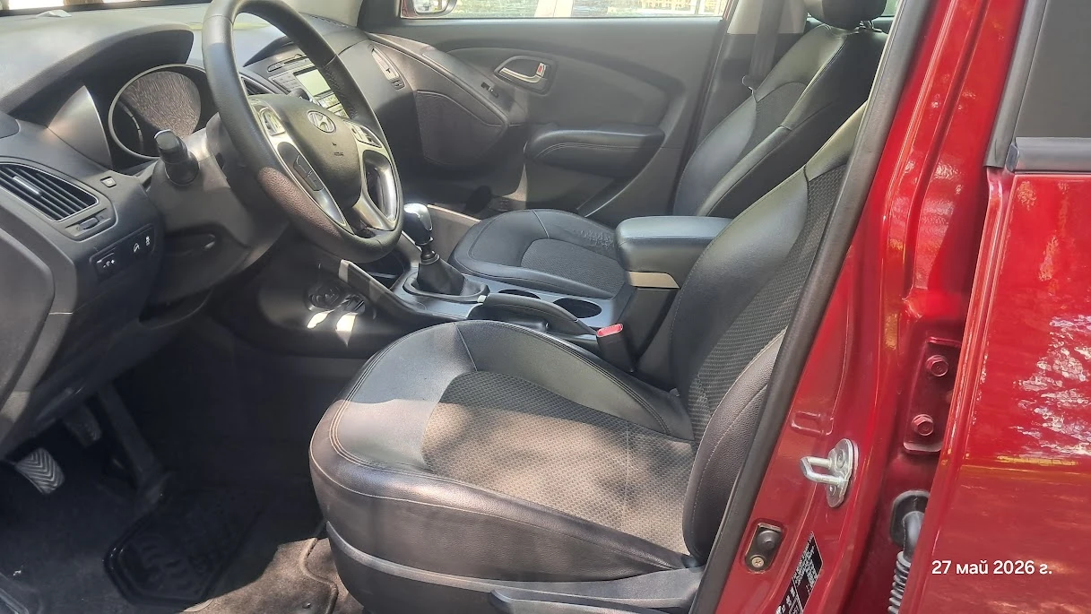 Hyundai IX35 1.7cdti * ПАНОРАМА* , снимка 11 - Автомобили и джипове - 54703952