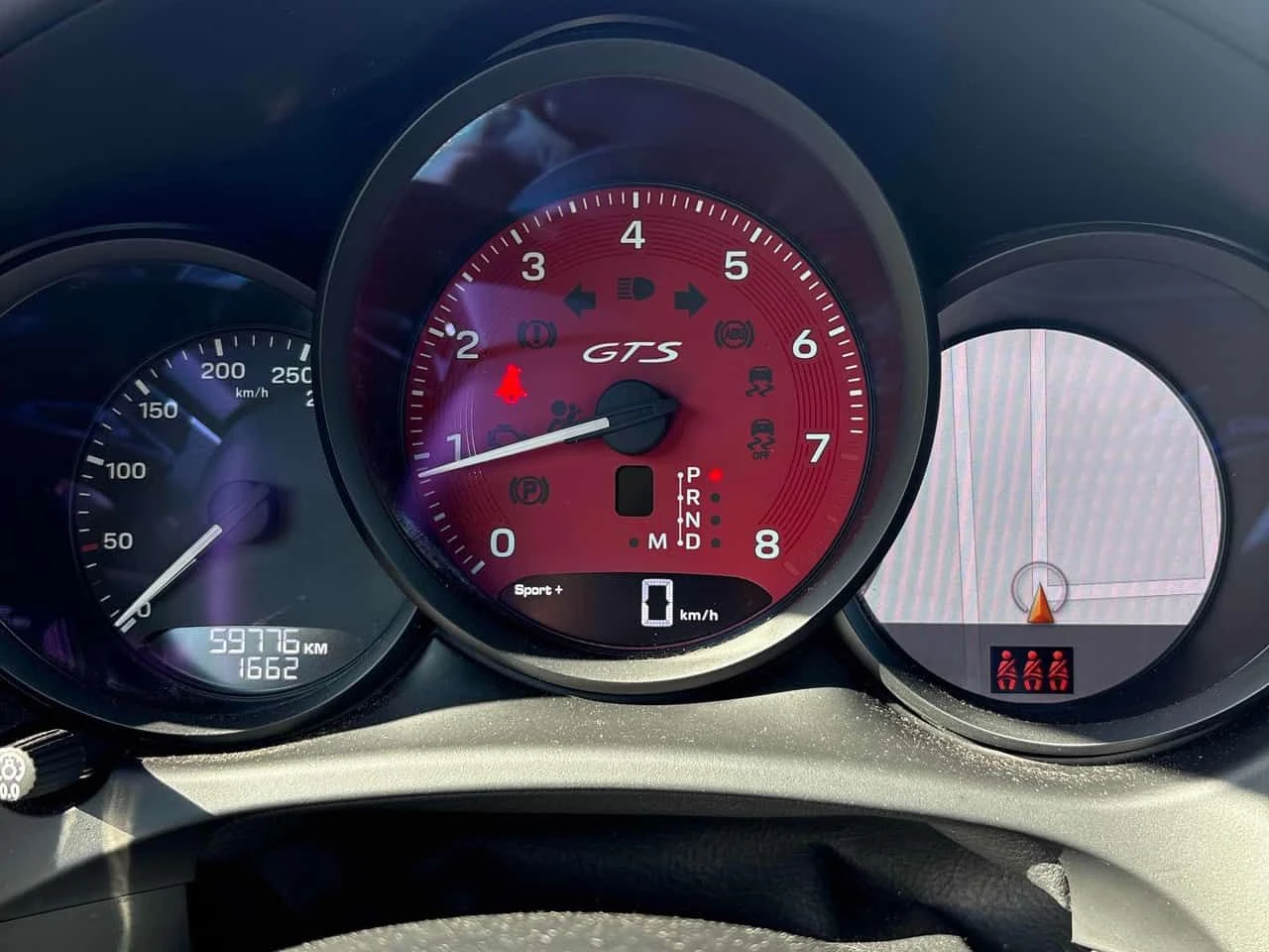 Porsche Macan * GTS * АВТОКРЕДИТ БЕЗ ПЪРВОНАЧАЛНА ВНОСКА* , снимка 8 - Автомобили и джипове - 54780469