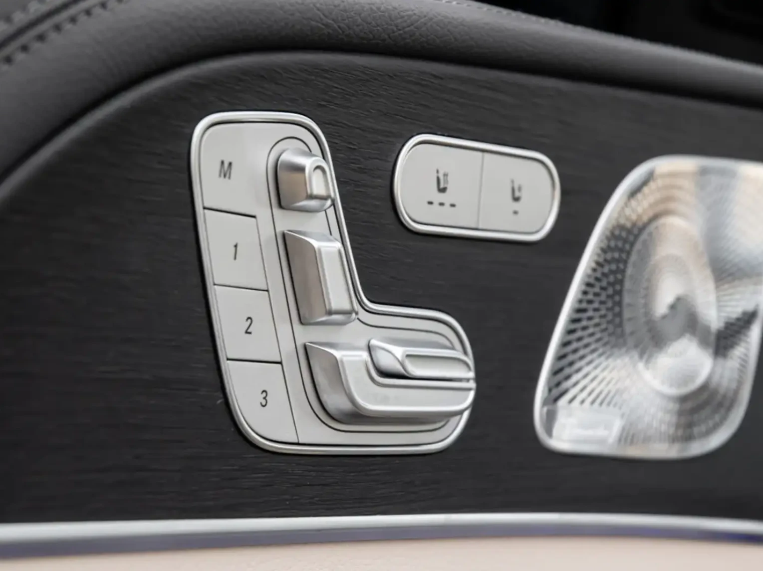 Mercedes-Benz GLE 350 AMG pack/ Burmester , снимка 9 - Автомобили и джипове - 55218709