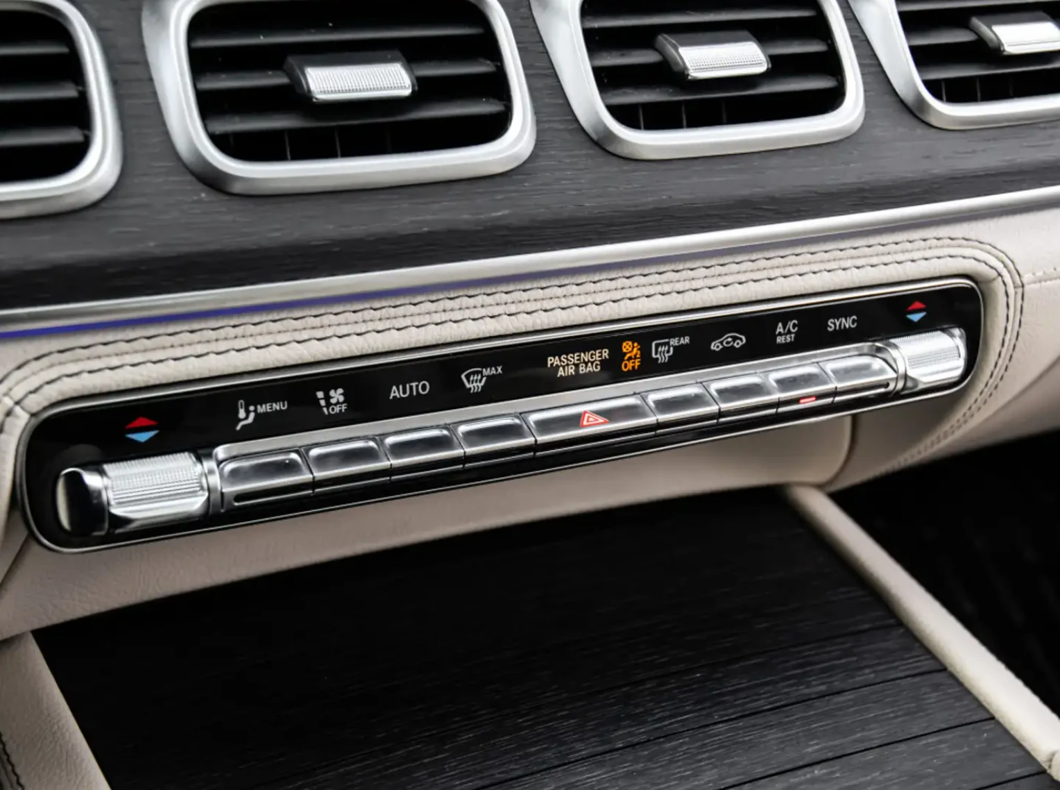 Mercedes-Benz GLE 350 AMG pack/ Burmester , снимка 11 - Автомобили и джипове - 55218709