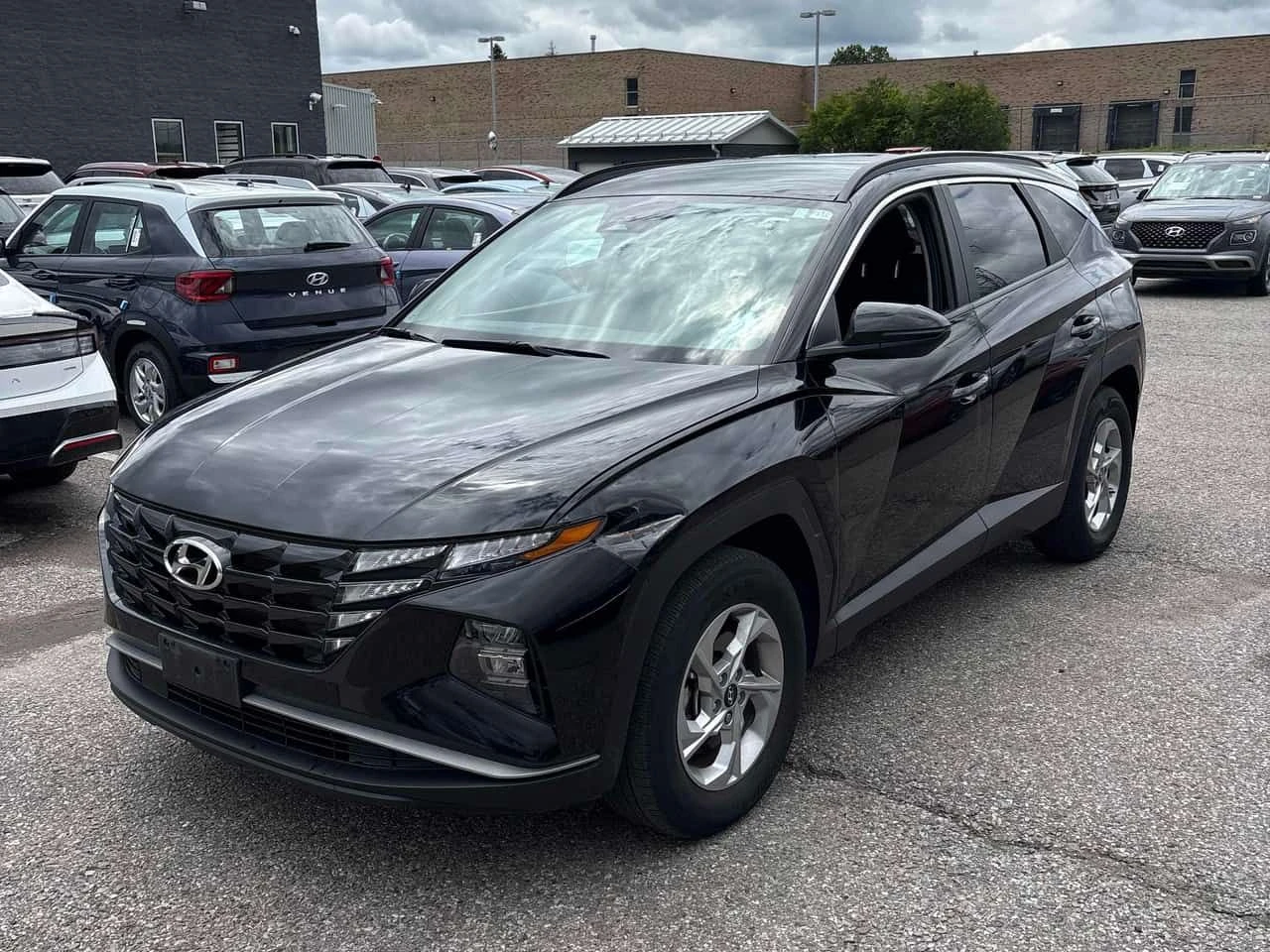 Hyundai Tucson * Preferred * CARFAX * ����� �� ����������� | Mobile.bg � ����������� 10