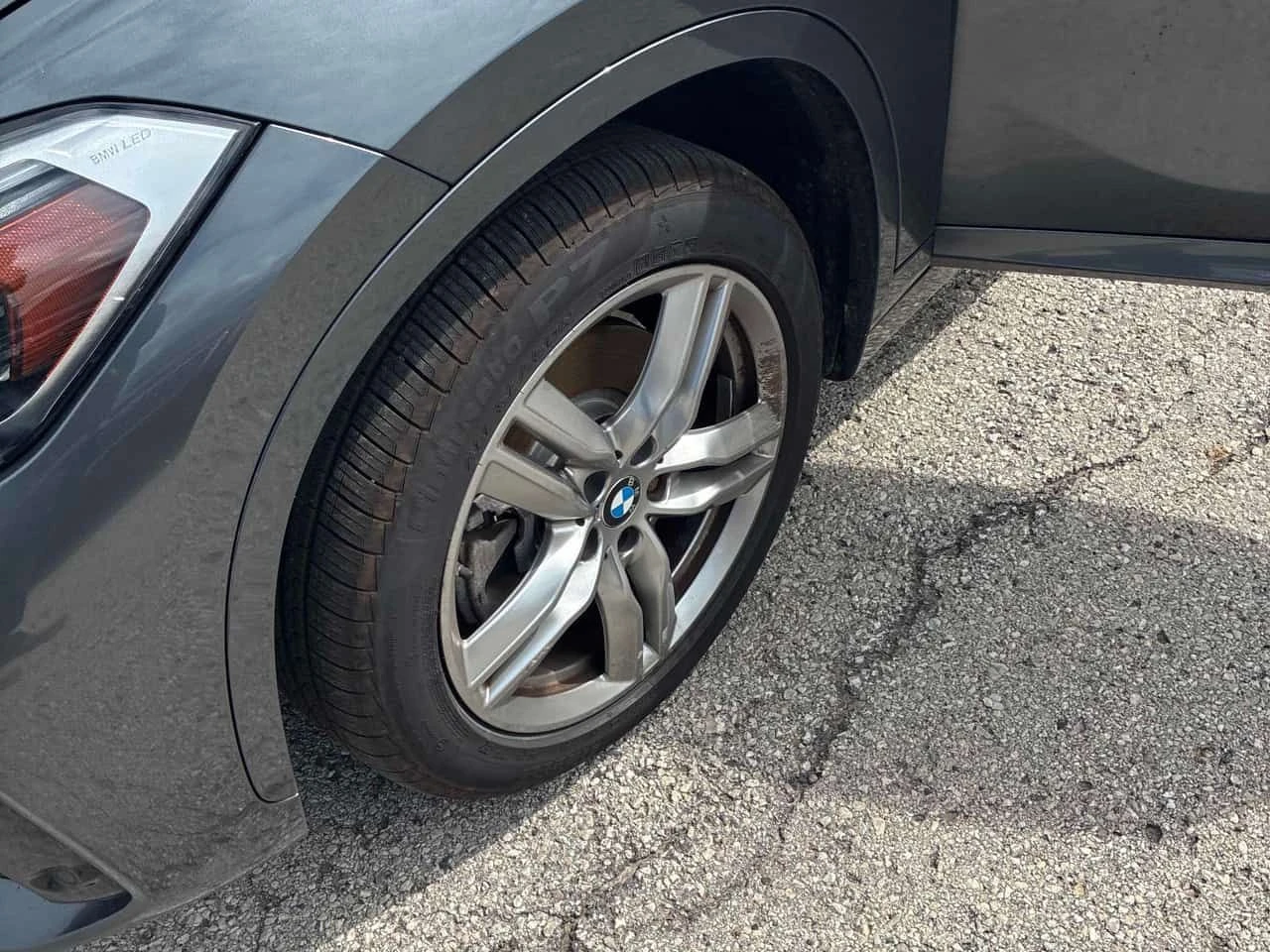 BMW X1 xDrive28i | CARFAX | АВТОКРЕДИТ БЕЗ ПЪРВОНАЧАЛНА , снимка 6 - Автомобили и джипове - 55396680