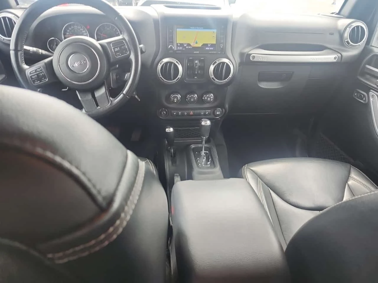 Jeep Wrangler RUBICON/CARFAX/КОЖА/БЛОКАЖИ/2 КЛЮЧА, снимка 10 - Автомобили и джипове - 55750694