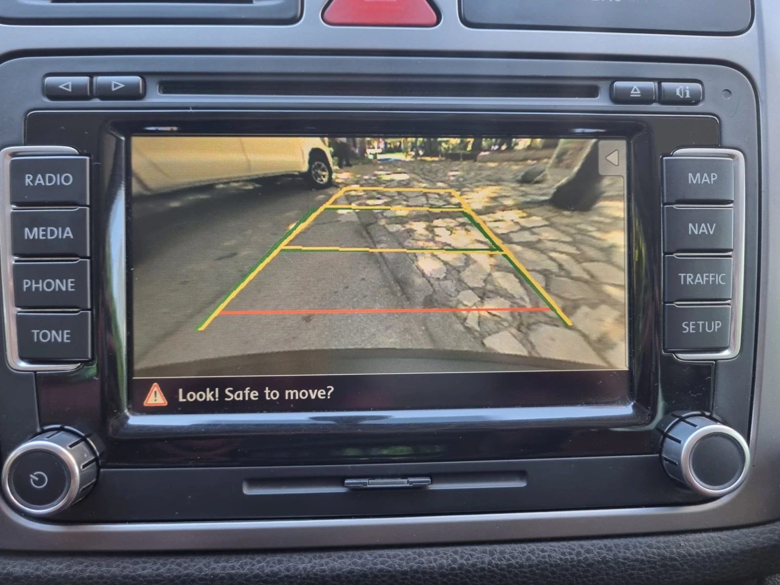 VW Tiguan 2.0/DSG/4x4/ Поръчков , снимка 17 - Автомобили и джипове - 55750887