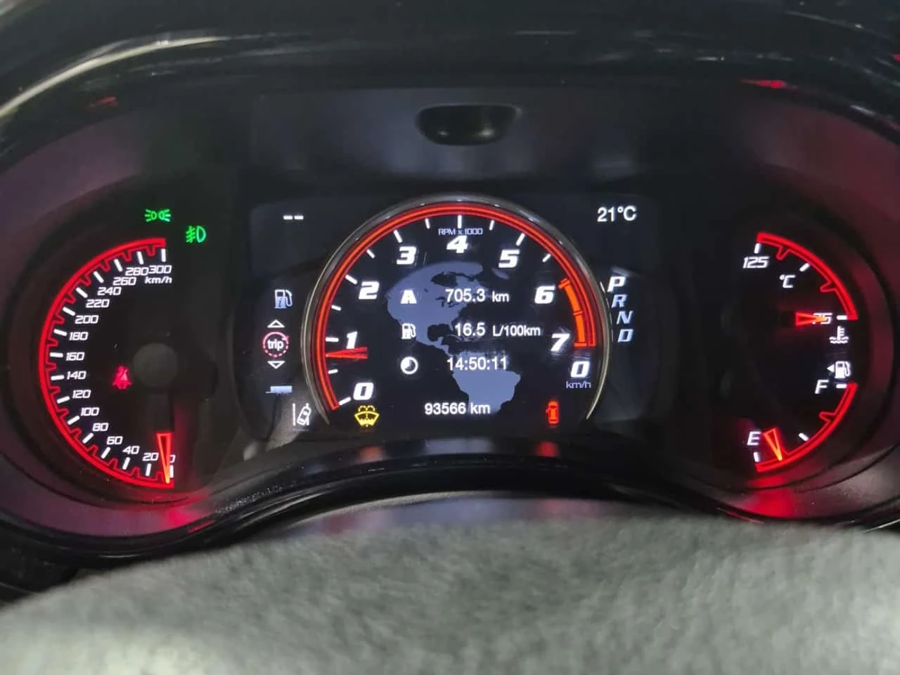 Dodge Durango Awd Srt 392  CARFAX, снимка 8 - Автомобили и джипове - 56272240