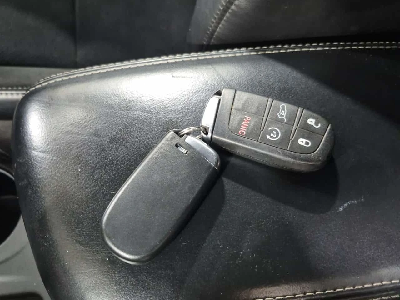 Dodge Durango Awd Srt 392  CARFAX, снимка 7 - Автомобили и джипове - 56272240