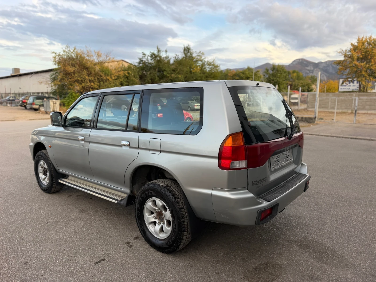 Mitsubishi Pajero 2.5D �������� | Mobile.bg � ����������� 3
