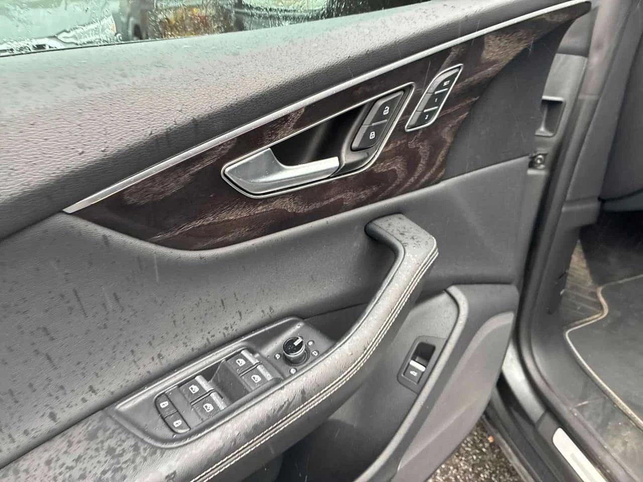 Audi Q8 * Progressiv * CARFAX * ������ ���������������� *  | Mobile.bg � ����������� 10