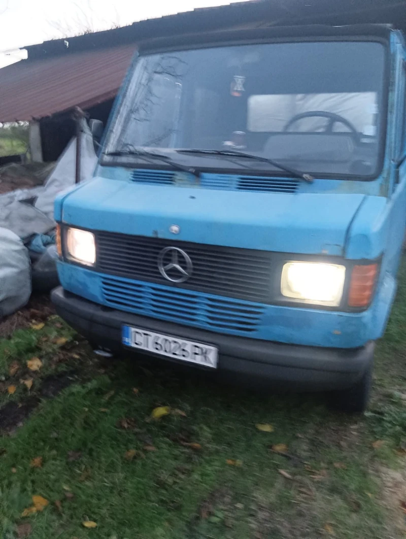 Mercedes-Benz 208 208D