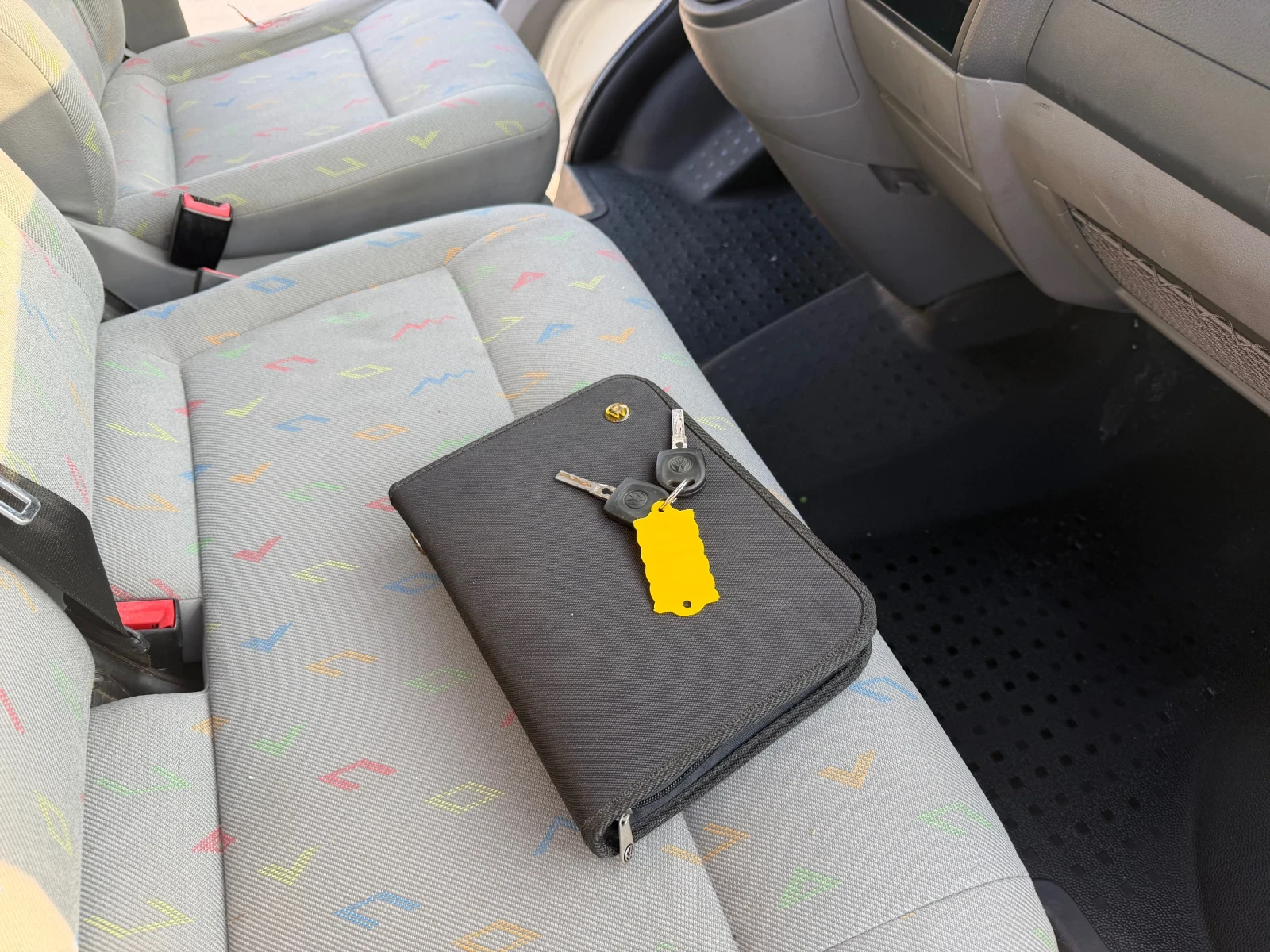 VW T5 VW-1.9TDI-105kc | Mobile.bg � ����������� 16