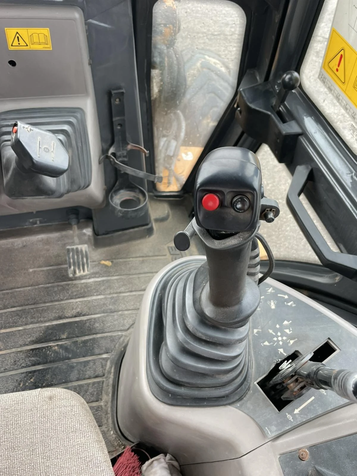  Case 582SM | Mobile.bg   12