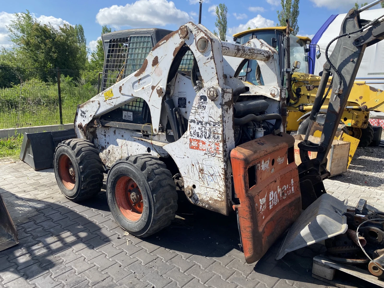    Bobcat S300 | Mobile.bg   16