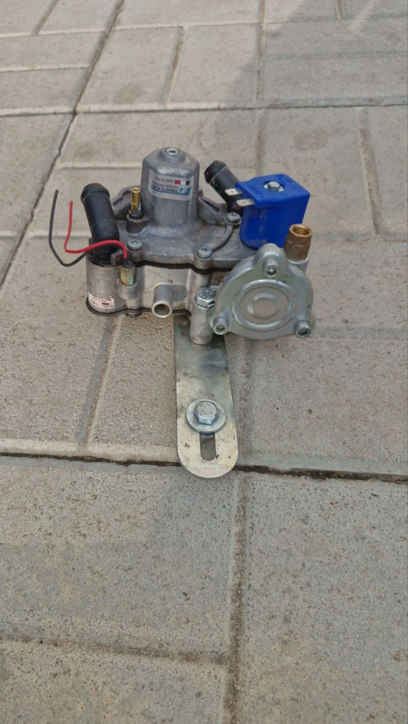 �������� ����� ��������� �.�.�. | Mobile.bg � ����������� 4