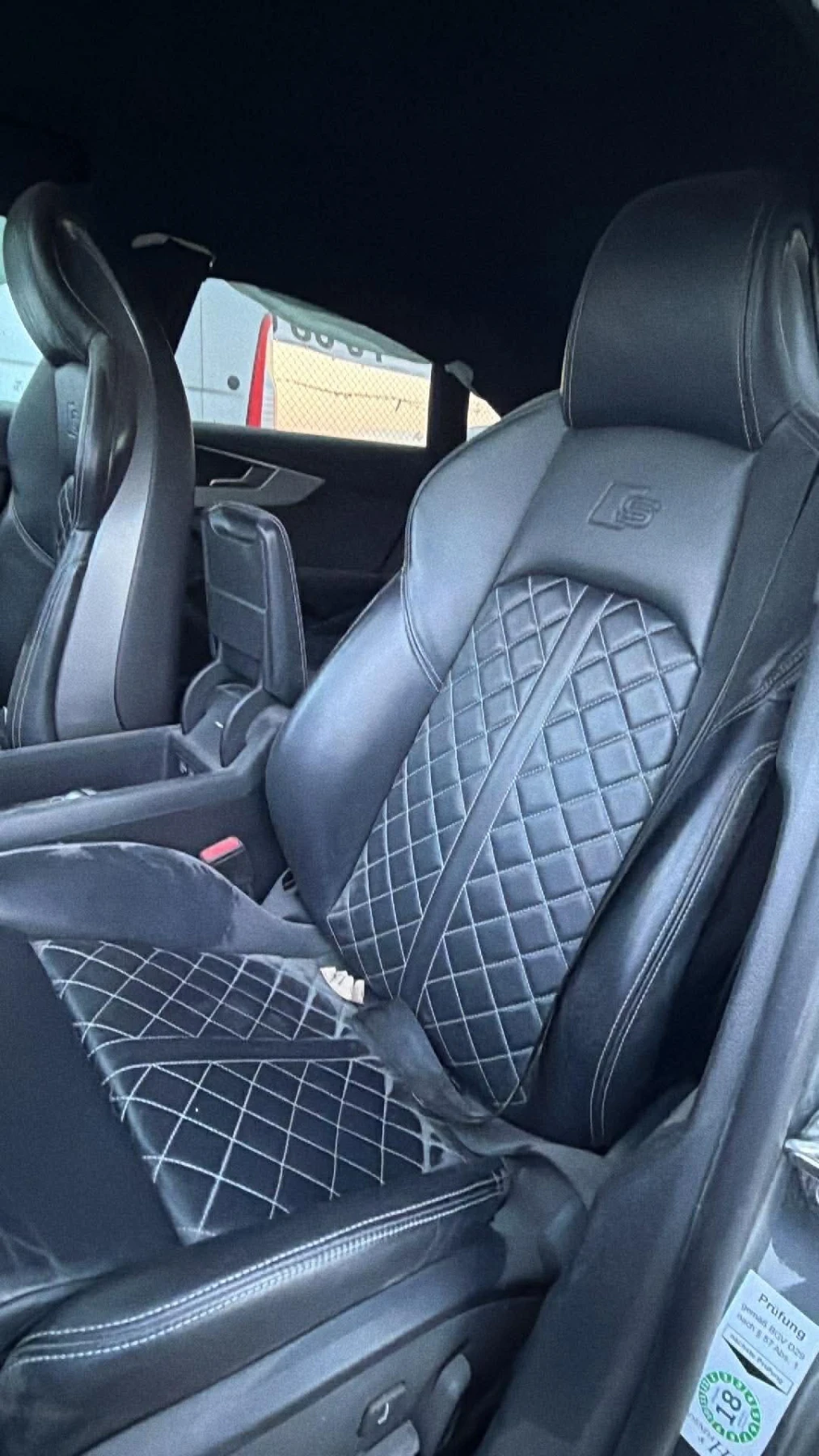 Кожен салон от Audi A5 Sline