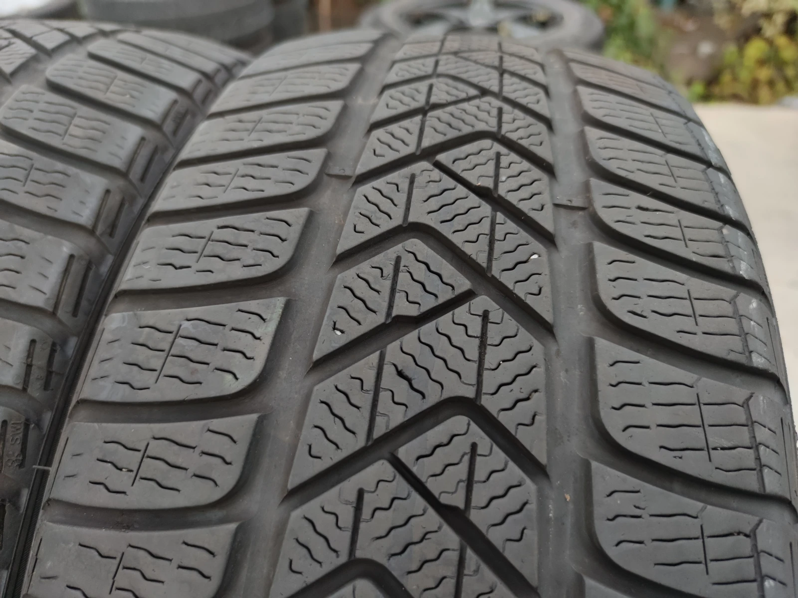  235/35R19 | Mobile.bg   2