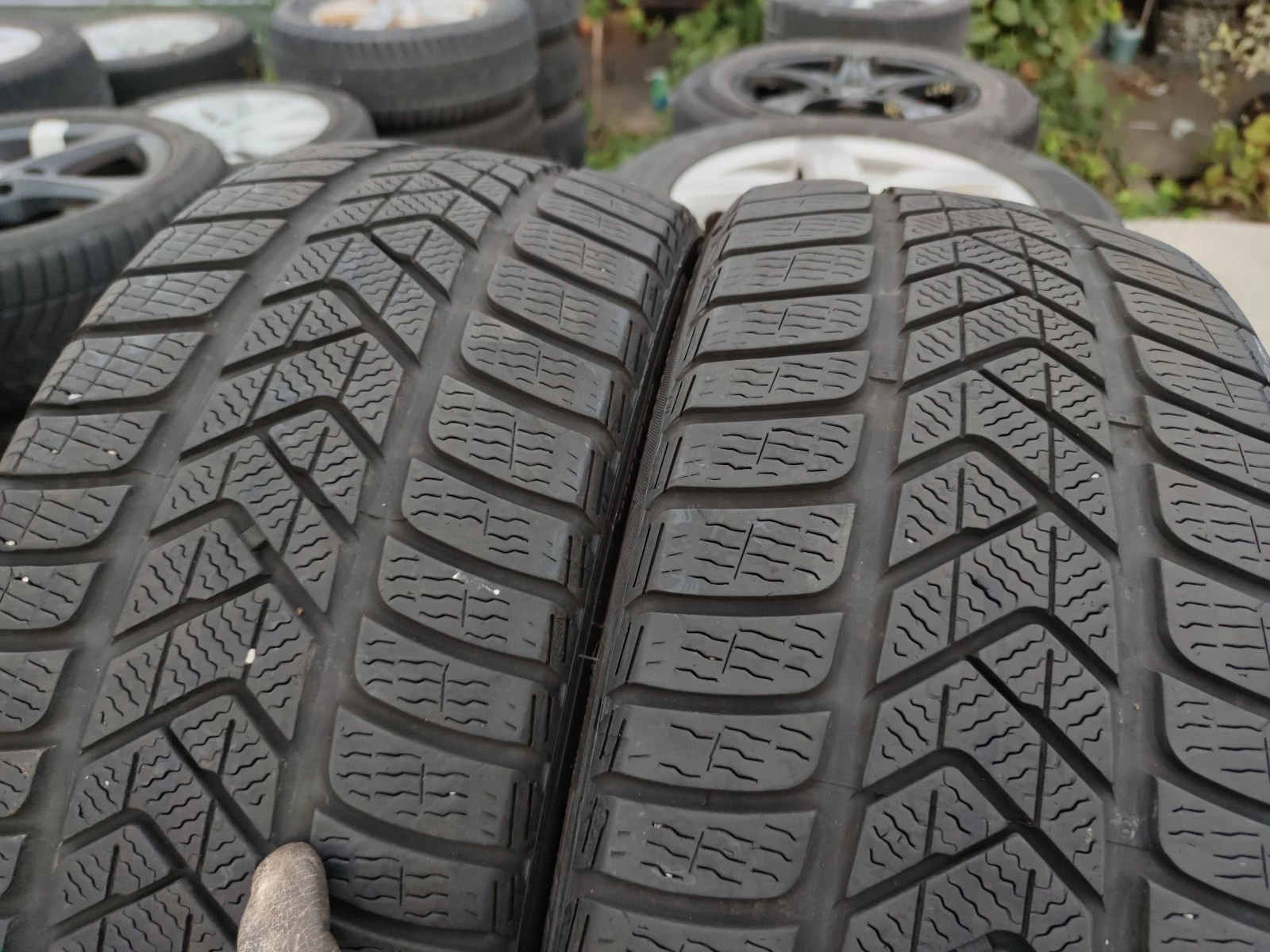  235/35R19 | Mobile.bg   3