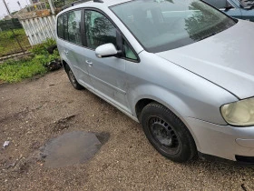 VW Touran 2.0 tdi, снимка 2