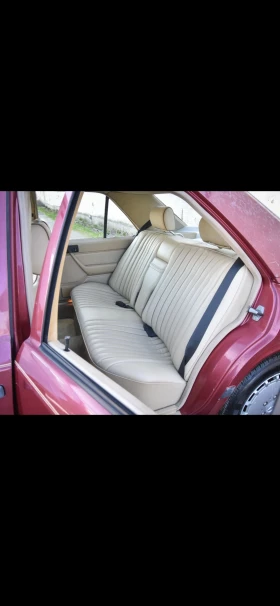 Mercedes-Benz 124 W124 300E, снимка 13