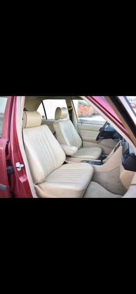 Mercedes-Benz 124 W124 300E, снимка 16