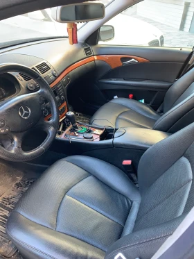 Mercedes-Benz E 200, снимка 2
