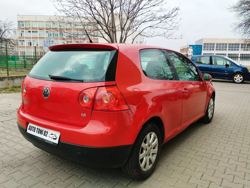 VW Golf 1.6i  102к.с  Внос от Италия!!!, снимка 6 - Автомобили и джипове - 44356553