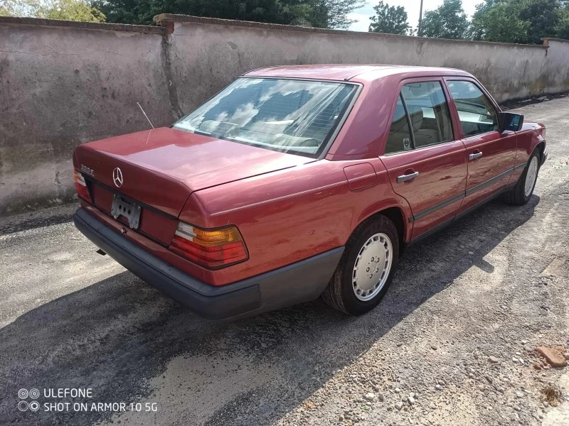 Mercedes-Benz 124 W124 300E, снимка 3 - Автомобили и джипове - 47739188