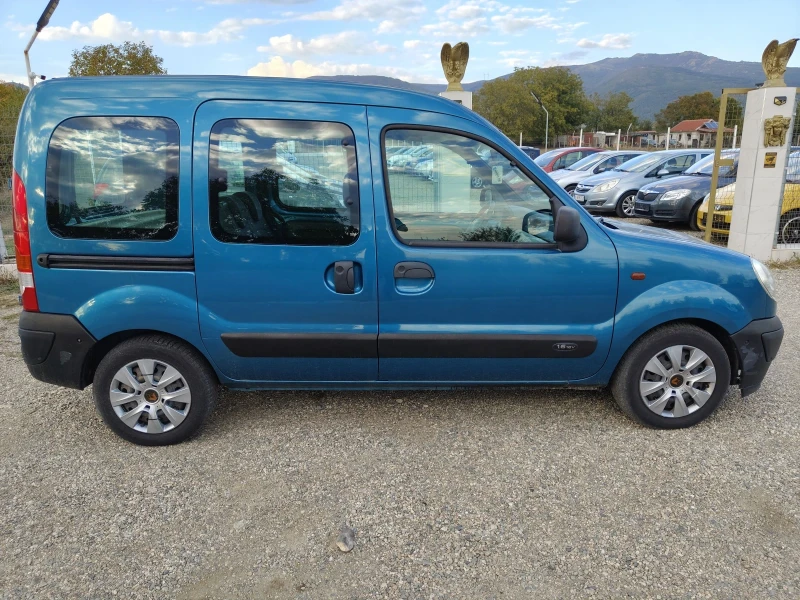 Renault Kangoo 1.6газ автоматик , снимка 7 - Автомобили и джипове - 47552914