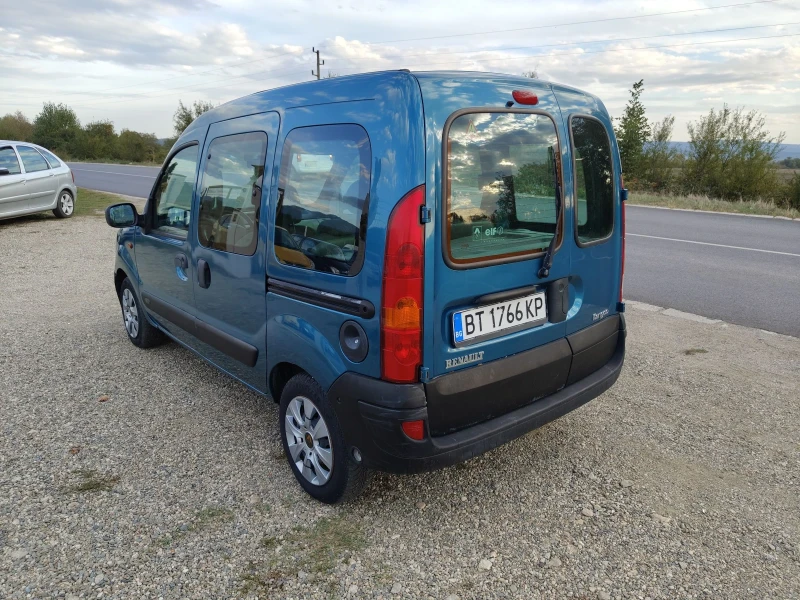 Renault Kangoo 1.6газ автоматик , снимка 4 - Автомобили и джипове - 47552914